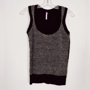 Smart Set Women's Sweater Vest Size Medium Wool Blend Knit Square Neck Office